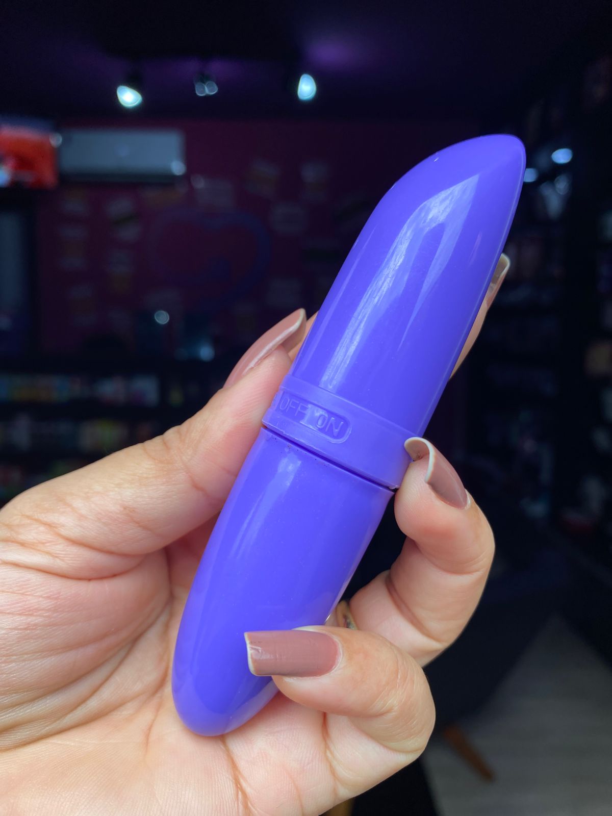 Batom do Prazer -VIBRADOR em formato de batom 01 intendidade (001) pilha